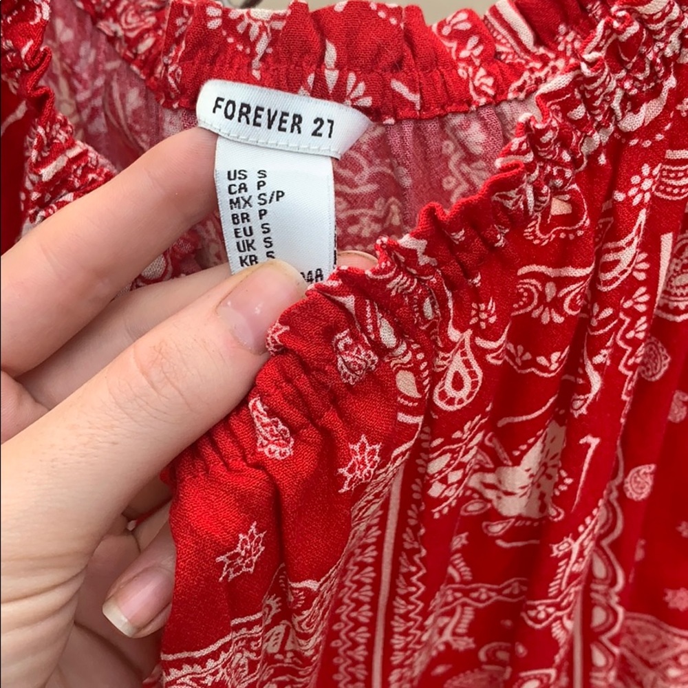 Red patterned blouse - Picture 2 of 2